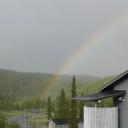 - Vuosselin Helmi B21 מלון